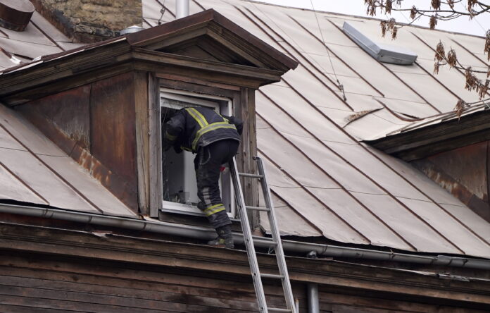 sabrukusi ēka, evakuēti iedzīvotāji, Rīgas dome, pabalsti, svarīgi