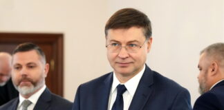Valdis Dombrovskis, Eiropas Komisija, ekonomikas prognozes, Eiropas Savienība,