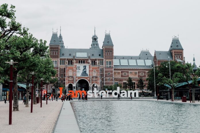 Svarīgi, tūrisms, Nīderlande, Amsterdama, kruīzs, vides piesārņojums,
