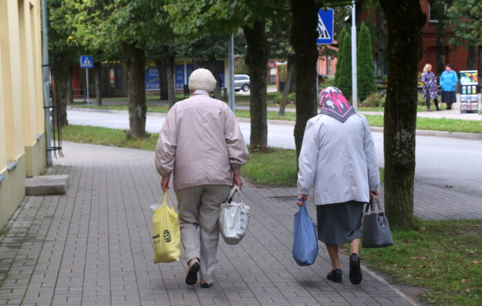 Krievijas pilsoņi, krievijas pensijas, VSAA,
