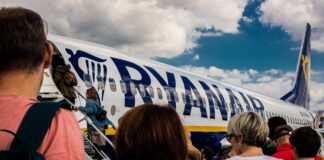Ryanair, aviosabiedrība, cenu palielināšana, lidojumu ierobežošana, priekšlikums, ES, Francija, oglekļa emisijas, klimata pārmaiņas
