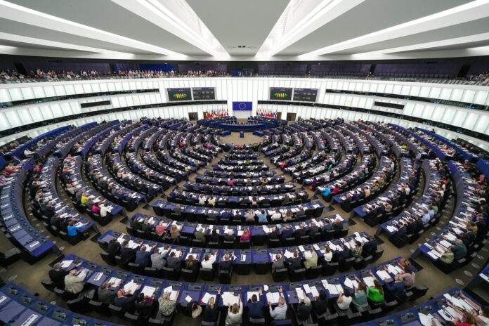 Tatjana Ždanoka, Eiropas Parlaments, EP, debates, aģents, Krievijas karš, hibrīdkarš, rezolūcija, Strasbūra, Brisele, Krievijas ietekmes aģenti, slepenie aģenti
