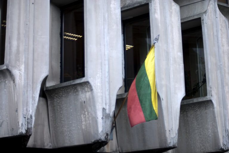 Lietuva, Viļņa, Černobiļa, augstākā tiesa, konstitūcija, grāmatu zagļi, karš Ukrainā, sankcijas, Krievija, Baltkrievija, ES sankcijas, uzņēmums, pārkāpums, apiešana, Vilpra, ūdeņradis, Enerģētikas ministrija, prezidenta paziņojums, Leonīds Volkovs, Rheinmetall, grozījumi, Ignalinas AES