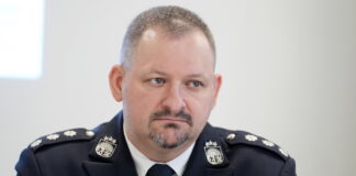Valsts policijas priekšnieks , Armands Ruks, ģenerāļa pakāpe