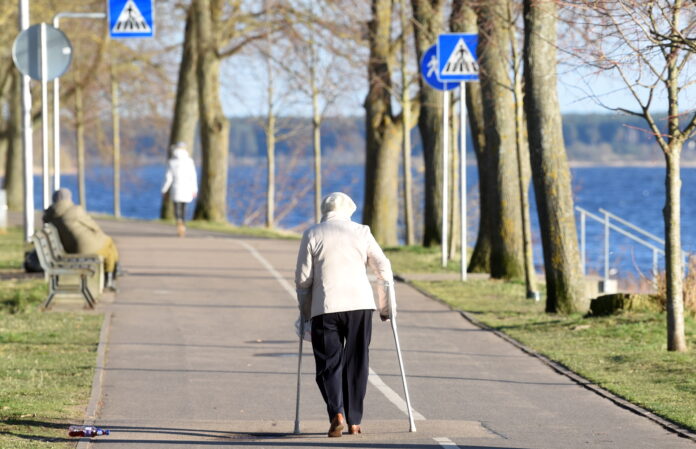 pensionāri, politiķu solījumi, EP vēlēšanas