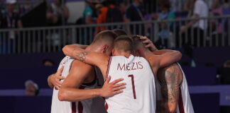 3x3 basketbola turnīra spēle, 2024.gada vasaras olimpiskajās spēlēs Parīzē, Miezis