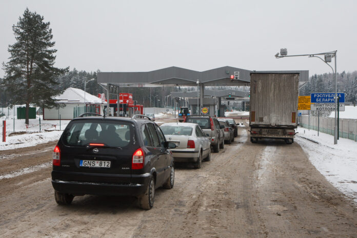 Lietuva, robeža, kravas automašīnas, robežšķērsošanas punkti