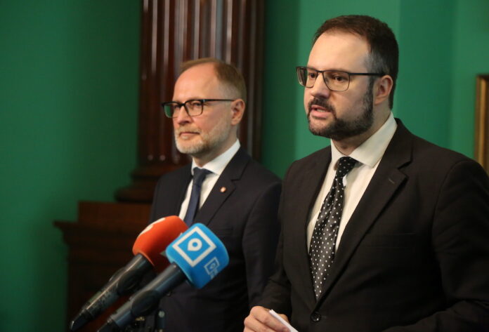 Aizsardzības ministrs, Andris Sprūds, satiksmes ministrs, Kaspars Briškens, Progresīvie, valdība, ministru atbildība