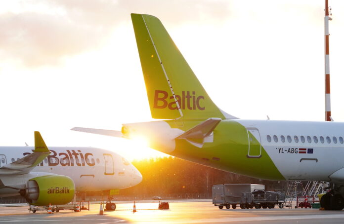 Lufthansa Group, airBaltic, Gauss