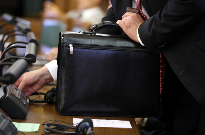 Finanšu ministrs, Arvils Ašeradens, budžets, naudas taupība, valsts parāds, Valsts kase