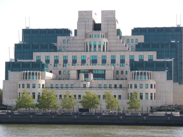 MI6, izlūkošanas aģentūra, Apvienotā Karaliste, draudi, Ķīna, Krievija, Irāna