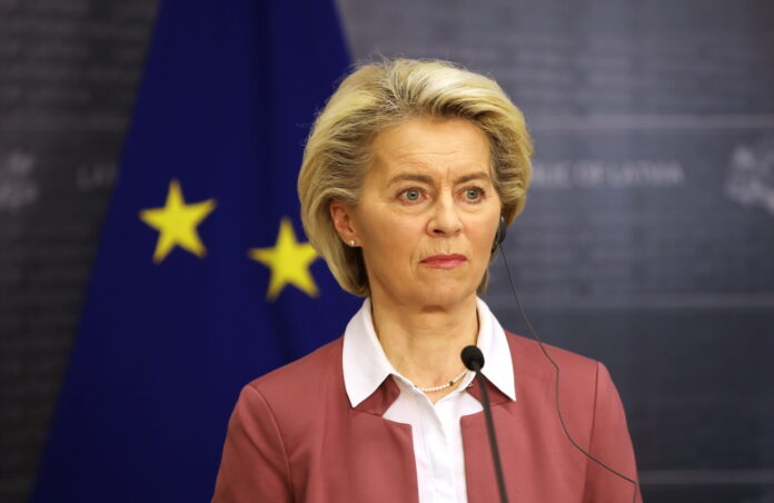 ES aizsardzības investīcijas, ReArm Europe, Urzula fon der Leiena, NATO samits Hāgā, Eiropas militārā gatavība, Krievijas draudi 2030, Eiropas drošības politika, SAFE aizsardzības finansējums, militārās tehnoloģijas, aizsardzības jaunuzņēmumi, EK priekšlikumi NATO
