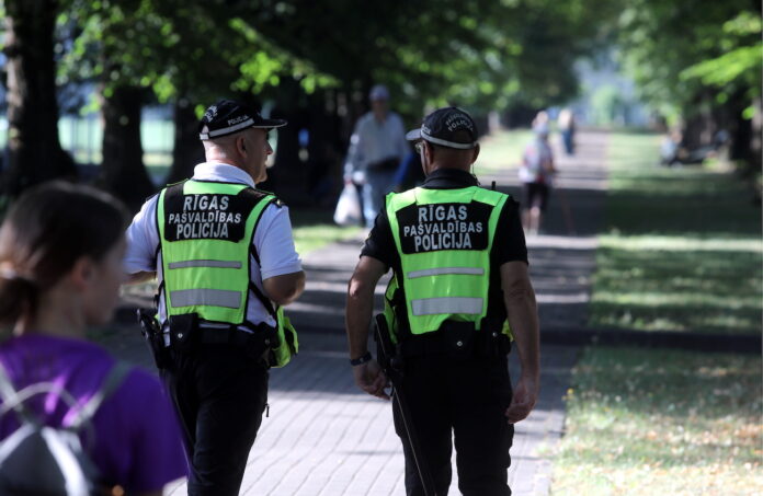 valsts aizsardzības dienests policijā, VAD robežsardzē, alternatīvais dienests VUGD, valsts aizsardzības dienests Latvijā, VAD iekšlietu dienestos, militārais dienests policijā, jaunieši VAD, VAD paplašināšana, VAD reforma, valsts drošības stratēģija, rezervistu sagatavošana, VUGD apmācība