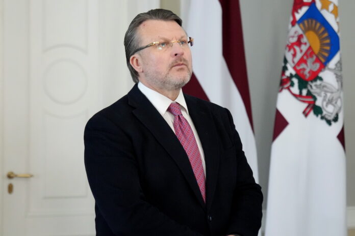 Filips Rajevskis, pašvaldību vēlēšanas 2025, Šlesers vēlēšanas, Suverēnā vara, Jaunlatvieši, Kristīne Saulīte, CVK atkāpšanās, vēlēšanu skandāls, vēlēšanu rezultāti,