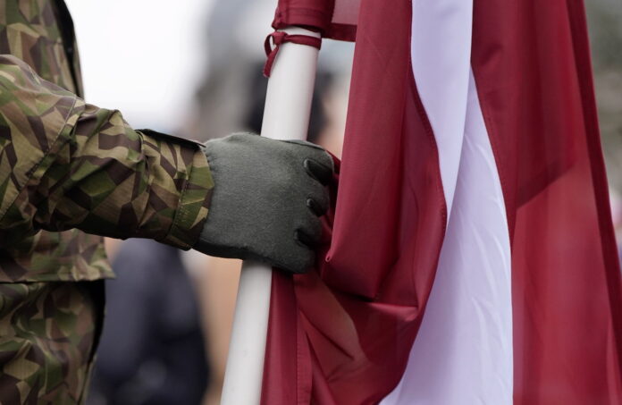 aizsardzības budžets, Latvijas aizsardzība, NATO 5% mērķis, kājnieku kaujas mašīnas ASCOD, aizsardzības ministrs Sprūds, Evika Siliņa, Latvijas armijas budžets, 4.35% IKP, militārais iepirkums, bruņojums Latvijā,