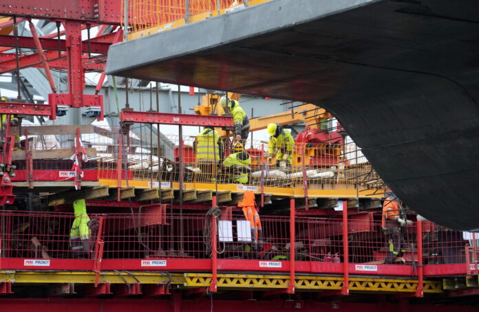 Rail Baltica, Rail Baltica Latvijā, Rail Baltica finansējums, Rail Baltica projektēšana, ZZS Rail Baltica, Satiksmes ministrija Rail Baltica, Rail Baltica parāds, Rail Baltica atbildība, infrastruktūras projekti Latvijā, Rail Baltica iepirkumi, Latvijas dzelzceļa projekti, Rail Baltica kritika, Rail Baltica apstādināšana, Rail Baltica skandāls