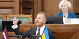 Aleksejs Rosļikovs, Rosļikovs izraidīts no Saeimas, Rosļikovs runā krieviski Saeimā, krievu valoda parlamentā, rusifikācijas sekas Latvijā, Saeimas kārtības rullis, deputātu pienākumi valsts valoda, Rosļikovs un krievvalodīgie, valsts valodas pārkāpums Saeimā, politiskais protests Saeimas tribīnē