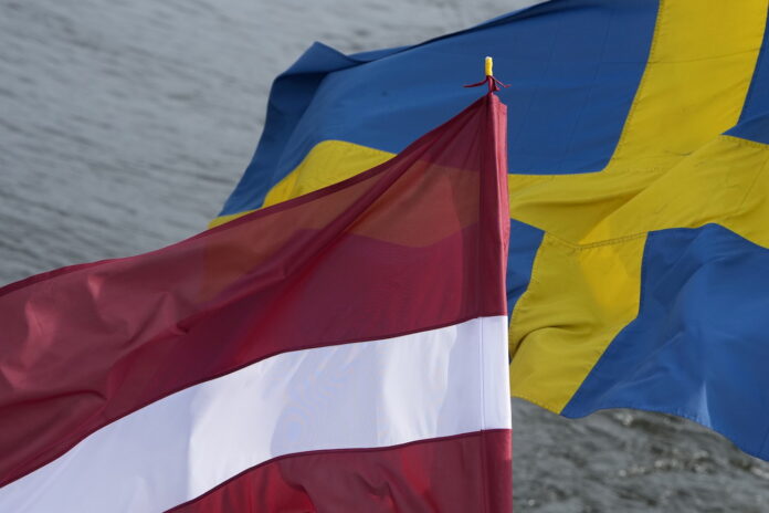 Zviedrijas aizsardzības nozares uzņēmums, Latvijas 