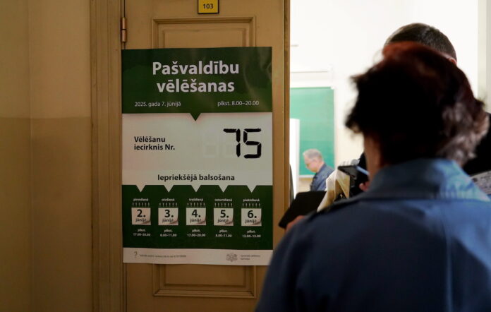 pašvaldību vēlēšanas, CVK, vēlēšanu sistēmas traucējumi, VDAA, iepriekšējā balsošana, vēlēšanu drošība, balsošana Latvijā, tehniskas problēmas vēlēšanās, vēlēšanu datu ielāde, balsstiesīgo aktivitāte, digitālā vēlēšanu uzraudzība