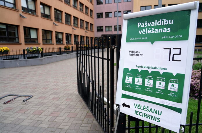 vēlēšanu sistēmas kļūmes, VDAA kritika, CVK atbildība, vēlēšanu komisiju bažas, Māris Zviedris intervija, plāns B vēlēšanās, vēlēšanu sistēmas tests, Cert.lv brīdinājums, vēlētāju reģistrs problēmas, ārējs apdraudējums vēlēšanām