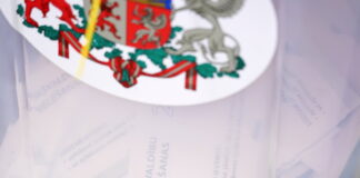 Filips Rajevskis, vēlēšanu diena, pašvaldību vēlēšanas 2025, kāpēc balsot, pilsoņa pienākums, politiskā līdzdalība, par ko balsot, tukši solījumi, politiskā atbildība, vēlētāju izvēle, demokrātija Latvijā, vēlēšanu motivācija, partiju programmas, politiskās debates, izvērtēt padarīto
