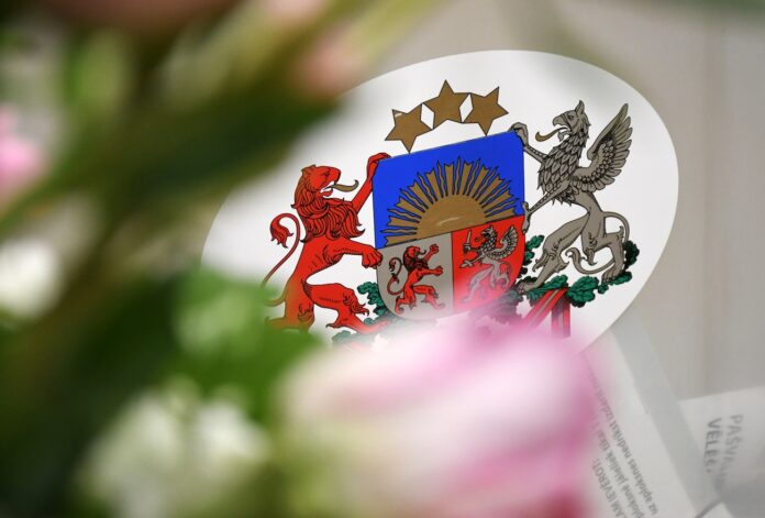 VDAA, Centrālā vēlēšanu komisija, vēlēšanu sistēmas problēmas, vēlēšanu nakts tehniskie traucējumi, vēlēšanu zīmju skenēšana, balsu skaitīšanas kļūmes, VDAA audits, Jorens Liops, VDAA direktors,