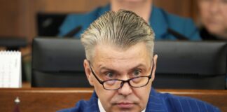 Tiesībsarga ziņojums 2024, Juris Jansons Saeimā, bērnu tiesību aizsardzība Latvijā, vardarbība skolās, diskriminācijas gadījumi Latvijā, valsts pārvaldības caurspīdīgums, Tiesībsarga biroja ieteikumi, uzturlīdzekļu piedziņa, tālmācība Latvijā, deputātu kritika tiesībsargam