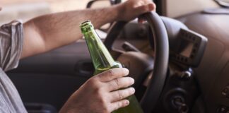 autovadītāji reibumā Latvijā, alkohols un auto, promiļu pārkāpšana pie stūres, Carlsberg atbildīgas braukšanas indekss, statistika par reibumu pie stūres, Ceļu satiksmes drošība Latvijā, satiksmes negadījumi un alkohols, vīrieši pie stūres reibumā, reibuma ietekme uz ceļu satiksmi,