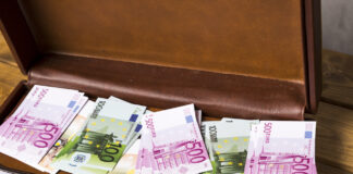 Valsts kontroles ieteikumi, valsts budžeta efektivitāte, OIK finansēšanas modelis, publisko līdzekļu pārvaldība, Klimata un enerģētikas ministrija, sociālās aprūpes centru pārklāšanās, budžeta taupīšana Latvijā, FM priekšlikumi budžetam, 2025. gada budžets, izdevumu pārskatīšana