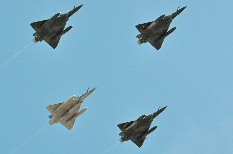 Svarīgi, Ukraina, Krievija, karš Ukrainā, spiegošana, spiegošana Krievijas labā, iznīcinātāji, F-16, Mirage 2000