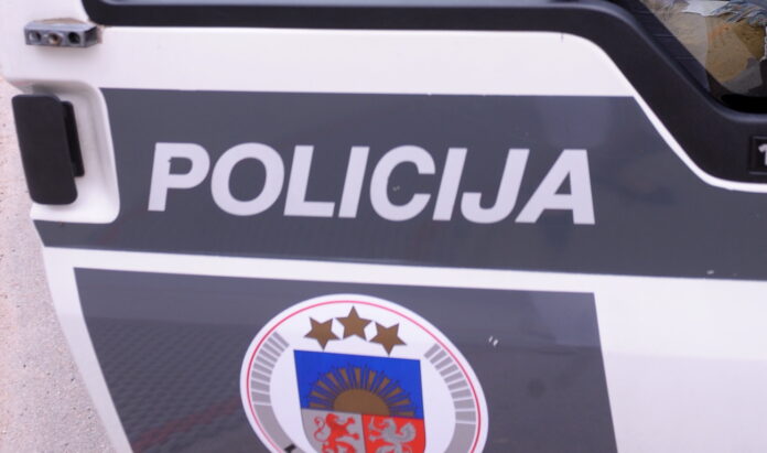 Pļavnieku dubultslepkavība, slepkavība Rīgā, aizdomās turētais miris Lietuvā, apšaude Lietuvā, Latvijas pilsonis apšaudē, Viktors Konopeļkins, policija Lietuvā, meklētais vīrietis nošauts, slepkavības izmeklēšana Rīgā