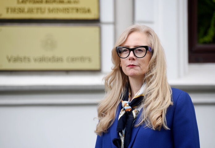 latviešu valoda, valodas politika Latvijā, Inese Muhka, Valsts valodas centrs, latviešu valodas apguve, pāreja uz mācībām latviešu valodā, skolotāju atbalsts, integrācija Latvijā,