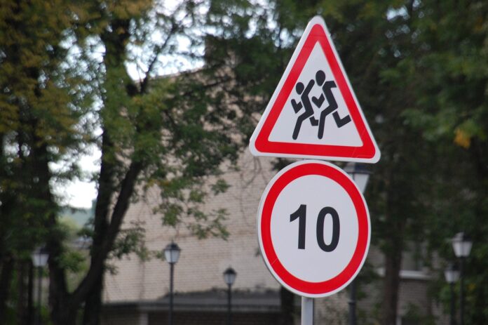 Svarīgi, Igaunija, atļautais braukšanas ātrums, ātruma pārsniegšana, Ceļu satiksmes noteikumu pārkāpumi, soda nauda,