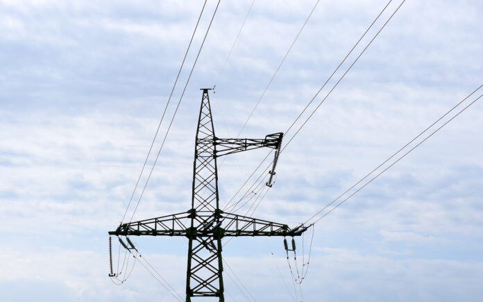 elektroenerģijas cena Latvijā, Nord Pool elektroenerģija, elektrības cenas Baltijā, elektroenerģijas tirgus apskats, Latvenergo dati, elektroenerģijas patēriņš, elektroenerģijas ražošana, elektrības cena jūlijā, vēja un hidroģenerācija, elektroenerģijas imports