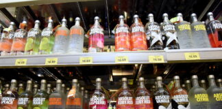 alkohola tirdzniecības laiks Latvijā, alkohola ierobežojumi, alkohola tirdzniecības likums, Manabalss.lv iniciatīva, alkohola pārdošanas noteikumi, alkohola ierobežojumu maiņa, alkohola tirdzniecība 8-22, alkohola tirdzniecības grozījumi, alkohola pārdošanas laiks