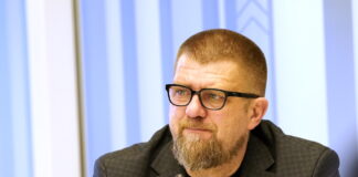 Viktors Pučka, Saeimas deputāts, valsts valodas pārbaude, Stabilitātei, mandāta nolikšana, Latvijas politika