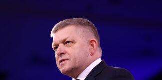 Svarīgi, Roberts Fico, Slovākija, Krievija, Ungārija, Krievijas nafta, dabasgāze, cauruļvadi, karš Ukrainā