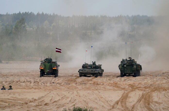 ASV drošības palīdzība Baltijai, Tramps Amerika pirmajā vietā, militārais atbalsts Latvijai, NATO sabiedrotie Baltijā, Krievijas draudi drošība