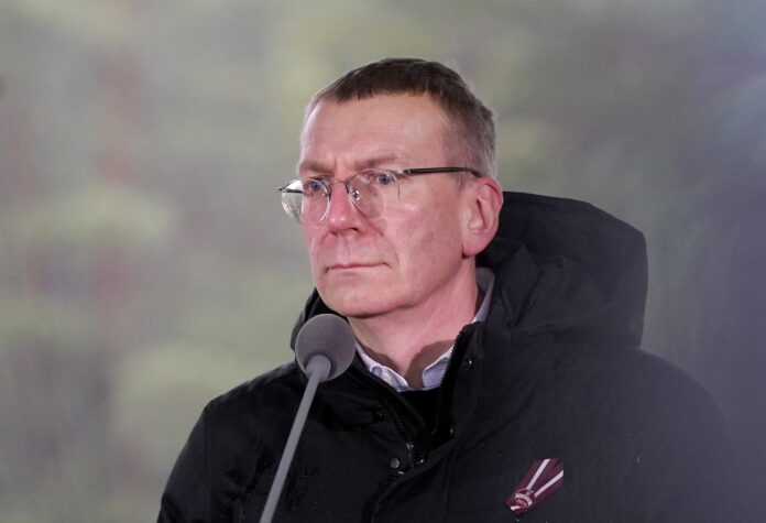 Latvija droni, Rinkēvičs NATO, Polija dronu incidents, NBS gatavība, NATO 4.pants, Latvijas drošība, pretgaisa aizsardzība Latvija, Zapad mācības, Namejs mācības