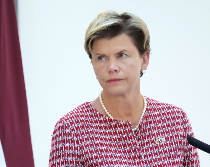 Baiba Braže, ārlietu ministre, Saeima, deputātu pieprasījums, biogrāfija, CV, LĻKJS, LJPS, Latvijas politika