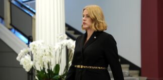 Evika Siliņa, LDDK, Andris Bite, Siliņas valdība, valdības vērtējums, Latvijas politika, valsts parāds, taupības režīms, vēlēšanas, budžets