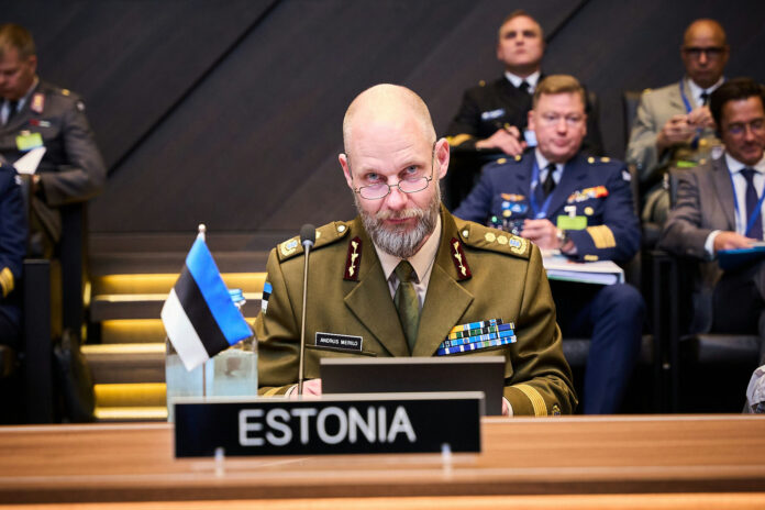 Igaunijas Bruņoto spēku komandieris Adruss Merilo. Foto: NATO North Atlantic Treaty Organization/Flickr Svarīgi, Adruss Merilo, Igaunija, karš Ukrainā, Igaunijas Bruņotie spēki, NATO, drošība, aizsrdzība