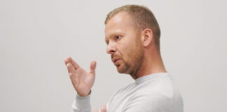 Aleksejs Rosļikovs, Rosļikovs Igaunijā, Rosļikovs aizturēts, Rosļikovs izraidīts, Igaunijas policija, Igaunijas iekšlietu ministrs, Igors Taro, Stabilitātei, VDD, Valsts drošības dienests,
