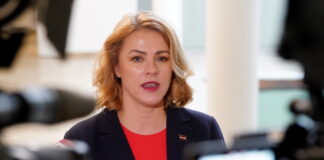 Evika Siliņa, Jaunā vienotība, koalīcija, valdības stabilitāte, budžets 2026, valsts budžets, drošības budžets, ZZS, Progresīvie, valdības darbs, Saeima