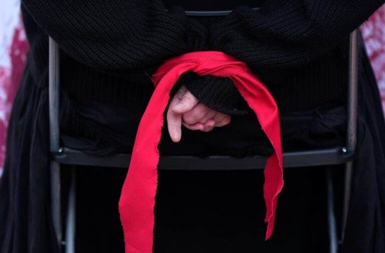 Stambulas konvencija, izstāšanās no Stambulas konvencijas, Latvija, Rajevskis, valdības krīze, koalīcija, ZZS, Progresīvie, Evika Siliņa, Latvijas politika, vardarbība ģimenē, prezidenta lēmums, Rinkēvičs, denonsēšana, protests pie Saeimas