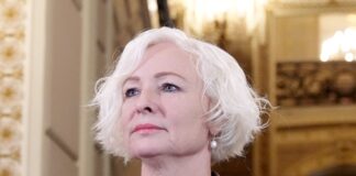Saeima, budžeta likumprojekti, teju 50 likumprojekti, budžeta deficīts 3,3%, aizsardzības finansējums 2,2 miljardi, NATO 4,9% IKP, 12% PVN pārtikai, akcīzes nodoklis