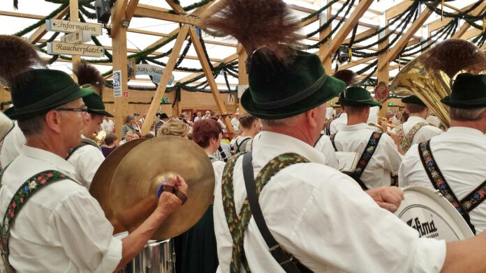 Svarīgi, Vācija, Minhene, Oktoberfest, festivāls, svētki, sprādziens,