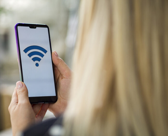 Krievija, Lietuva, viesabonēšana, interneta ierobežojumi, Telia Lietuva, Bite Lietuva, mobilo sakaru operatori, Eiropas Savienība, SMS bloķēšana,