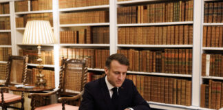 Svarīgi, Francija, Emanuels Makrons, Alēns Minks, politika, Nacionālā asambleja, politiskais padomnieks