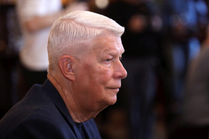 Valdis Zatlers, Pjotrs Avens, ES sankcijas, sankciju lieta, Eiropas Savienības Tiesa, EST ģenerāladvokāts, Latvija, ārpolitika, iekšpolitika, politiska kampaņa, Krievijas sankcijas, Fridmans, Latvijas apelācijas sūdzība, ES Padome, Avens Latvijā, Latvijas politika